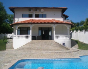 Villa Flemish